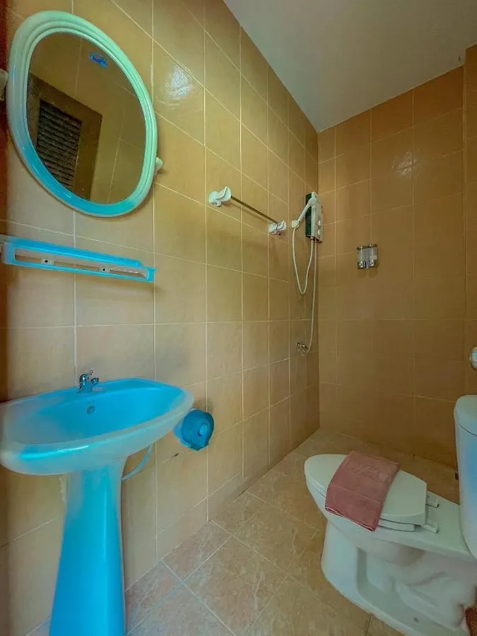 View Garden Resort Phi Phi Don 2*,